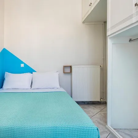 Modern 2 Bed In Downtown Of * Fira (Santorini)